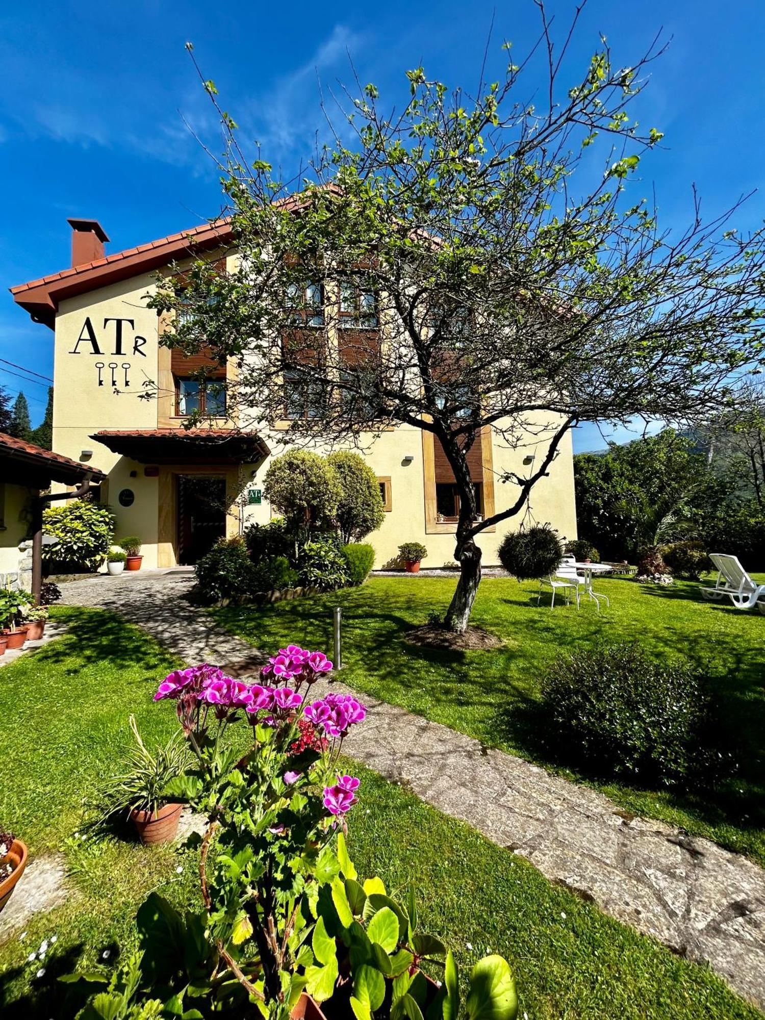 Apartamentos Rurales L'Arquera Llanes Dış mekan fotoğraf