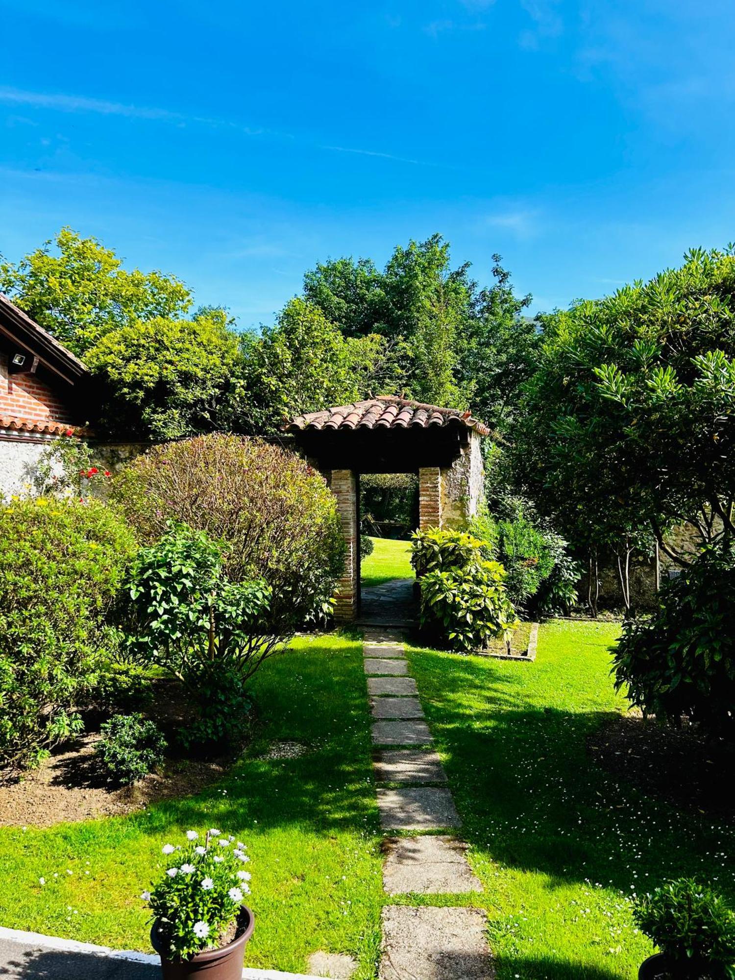 Apartamentos Rurales L'Arquera Llanes Dış mekan fotoğraf